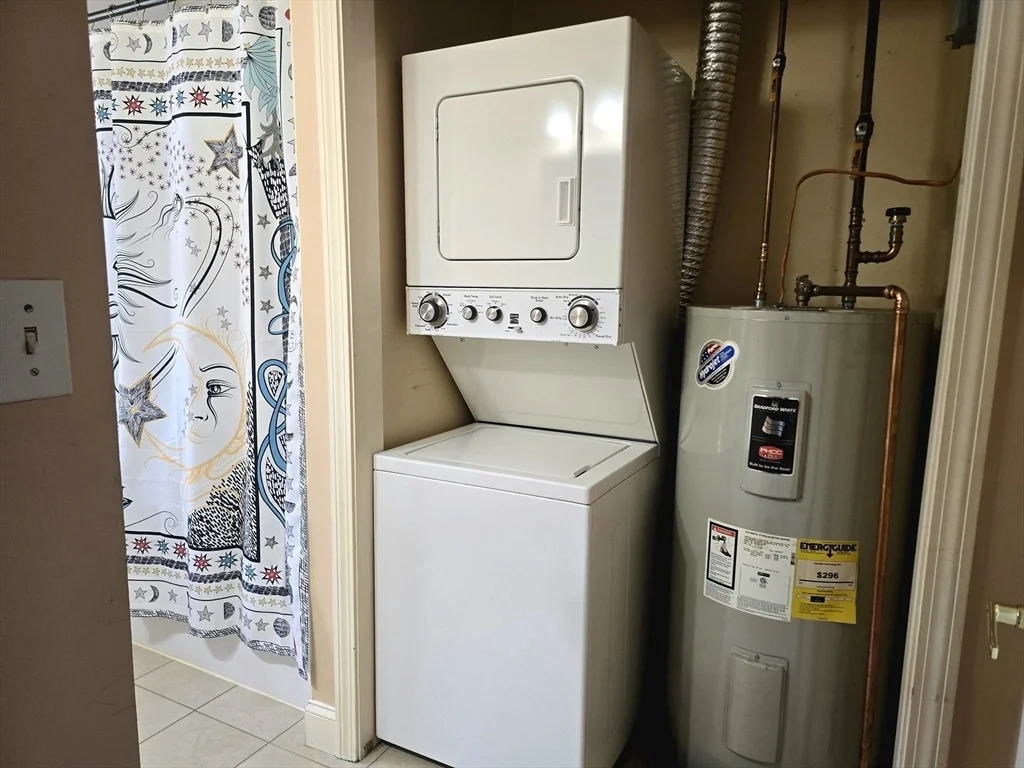 Photo of Unit C at 303 Eagle Street