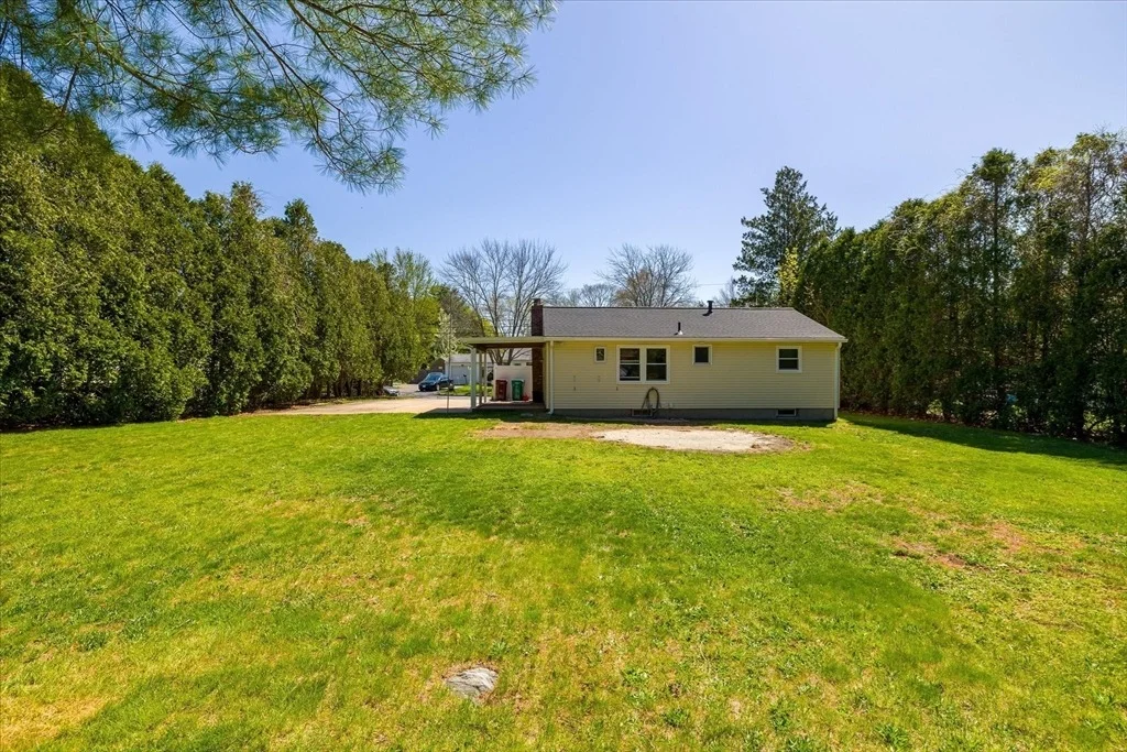 Photo of 32 Bayberry