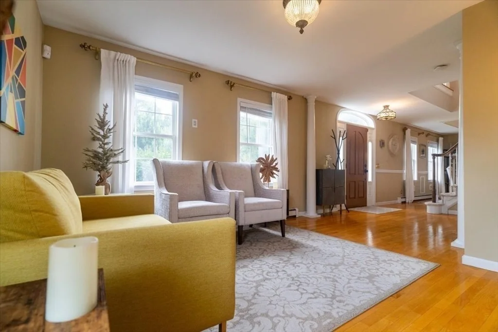 Photo of 82 Hammersmith Dr.