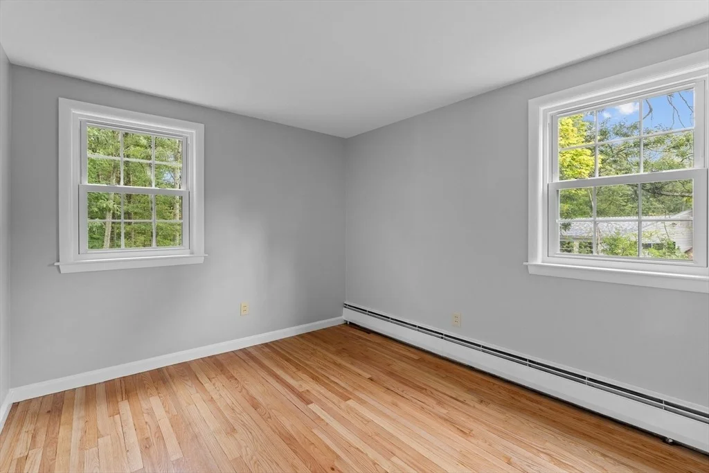 Photo of 441 Potter Road