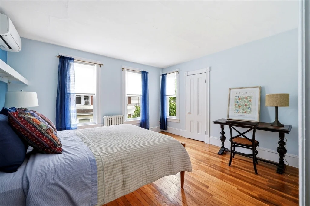 Photo of 15 Massasoit St.