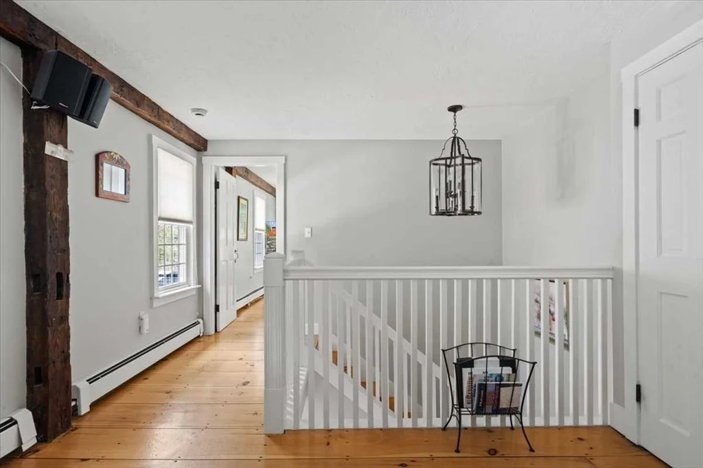 Photo of 9 Bay Path Dr