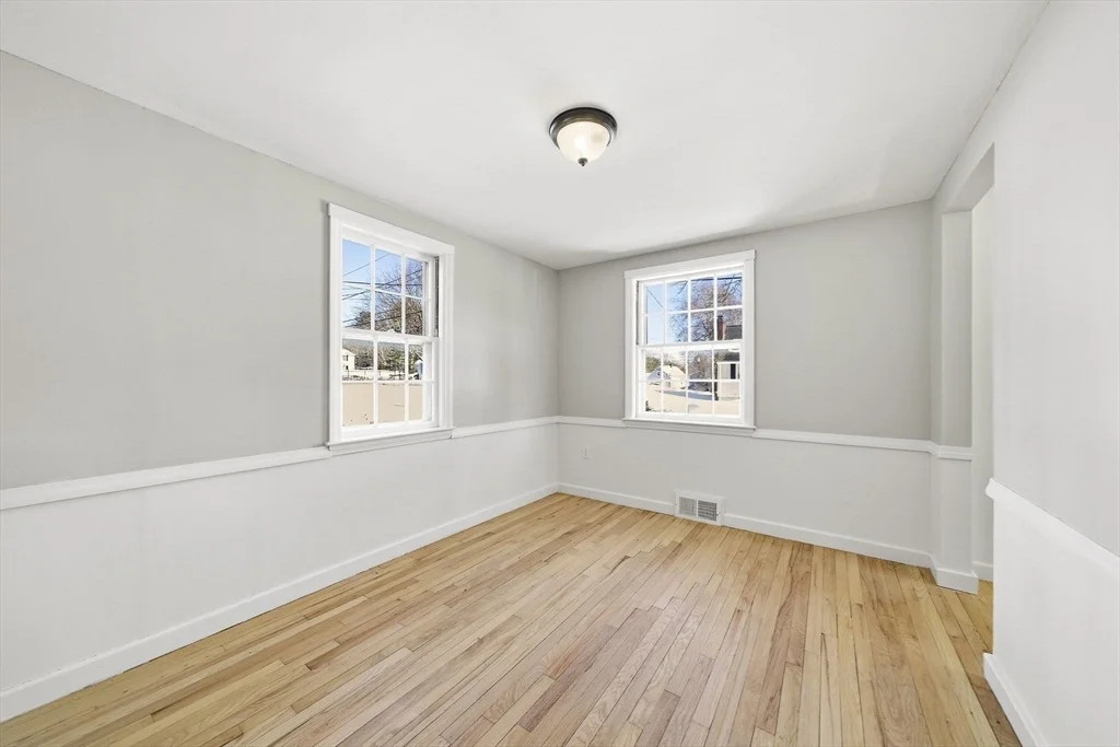 Photo of 14 Washington Circle