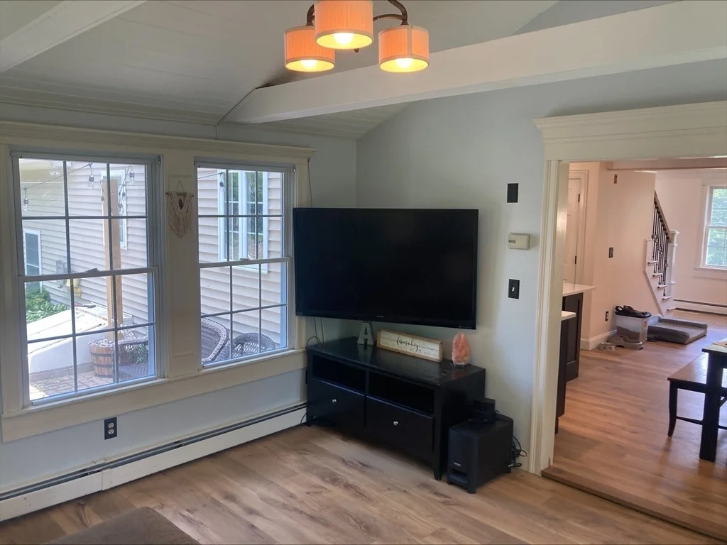 Photo of 337 Mason Rd Ext