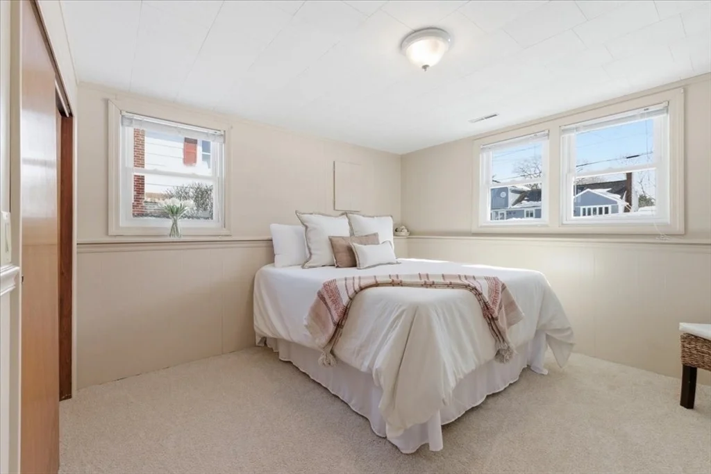 Photo of 72 Rogers Dr