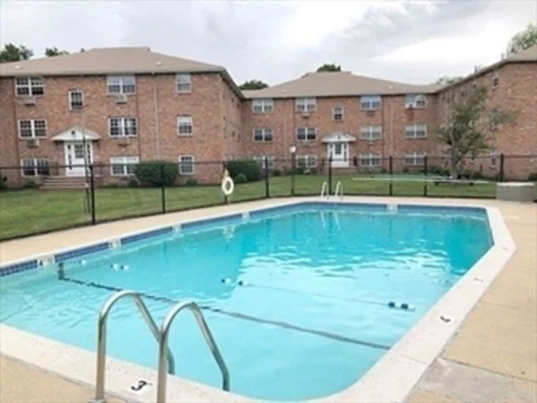 Photo of Unit 7 at 4 Colonial Village Drive