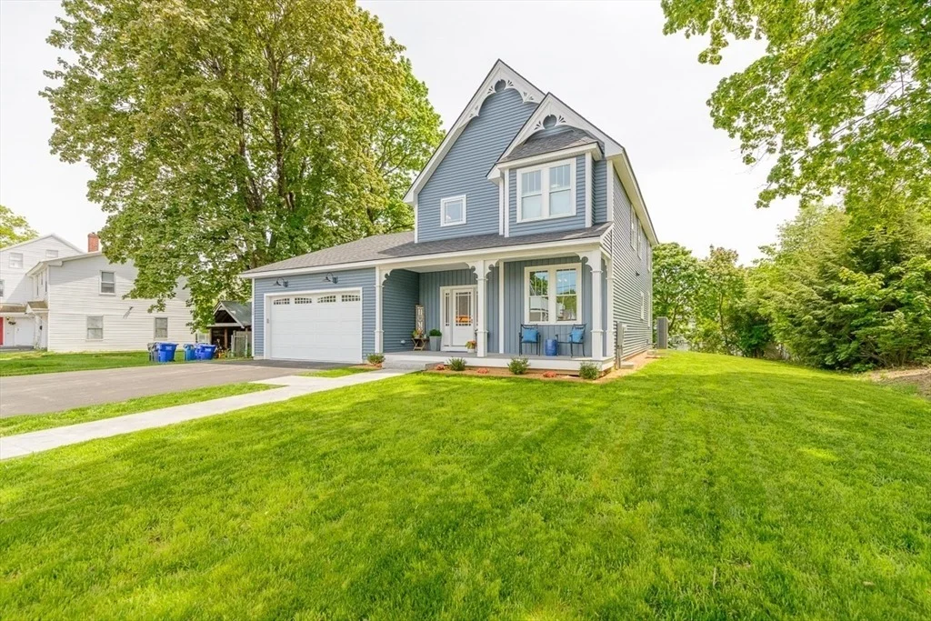 Photo of 10 Pleasant St