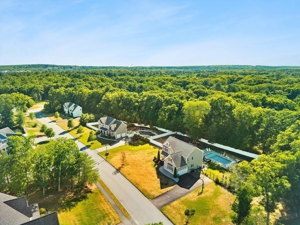 Photo of 16 Coach Rd