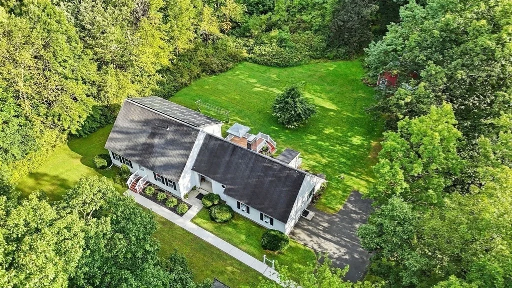 Photo of 178 W Pomeroy Lane