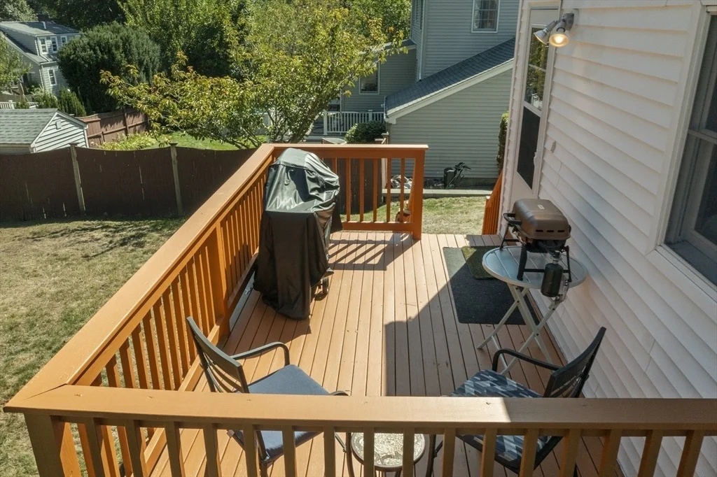 Photo of 85 Oak St
