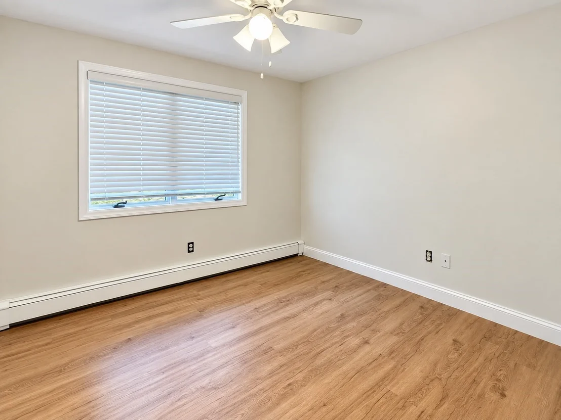 Photo of 14 Cornell Rd