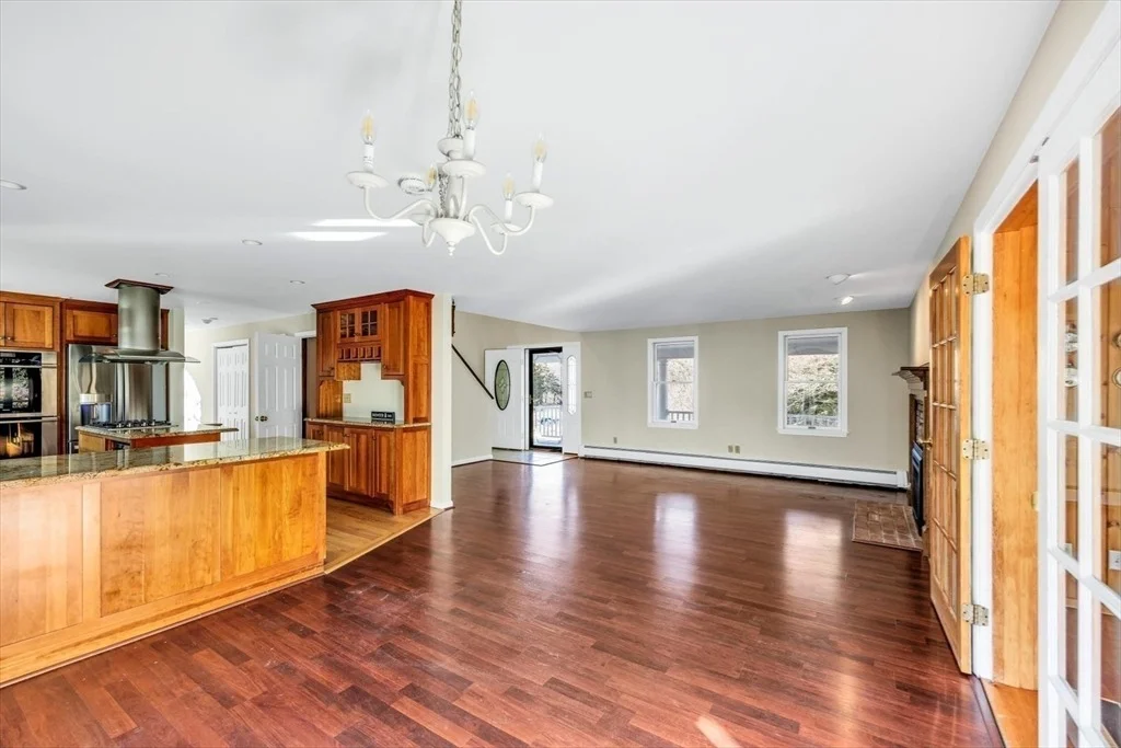 Photo of 77 Hazel Ln