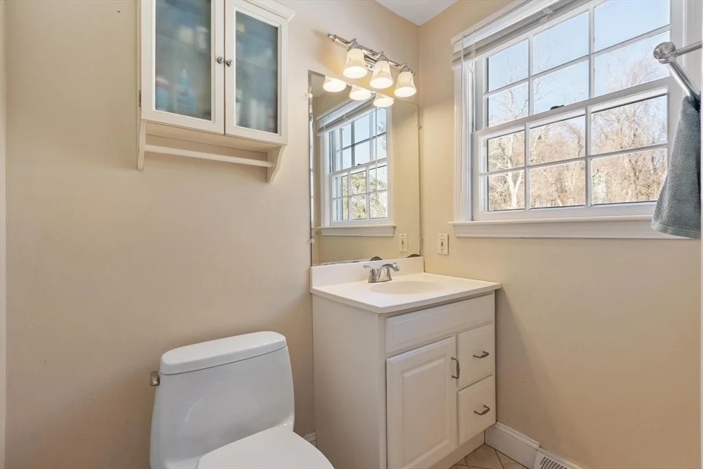 Photo of 11 Juniper Brook Rd