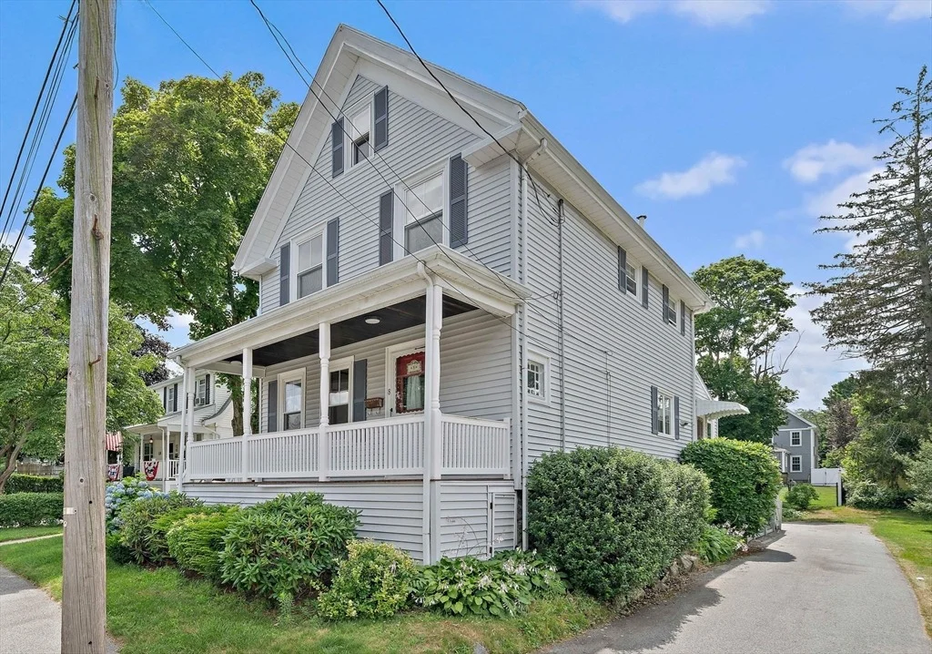 Photo of 8 May Avenue