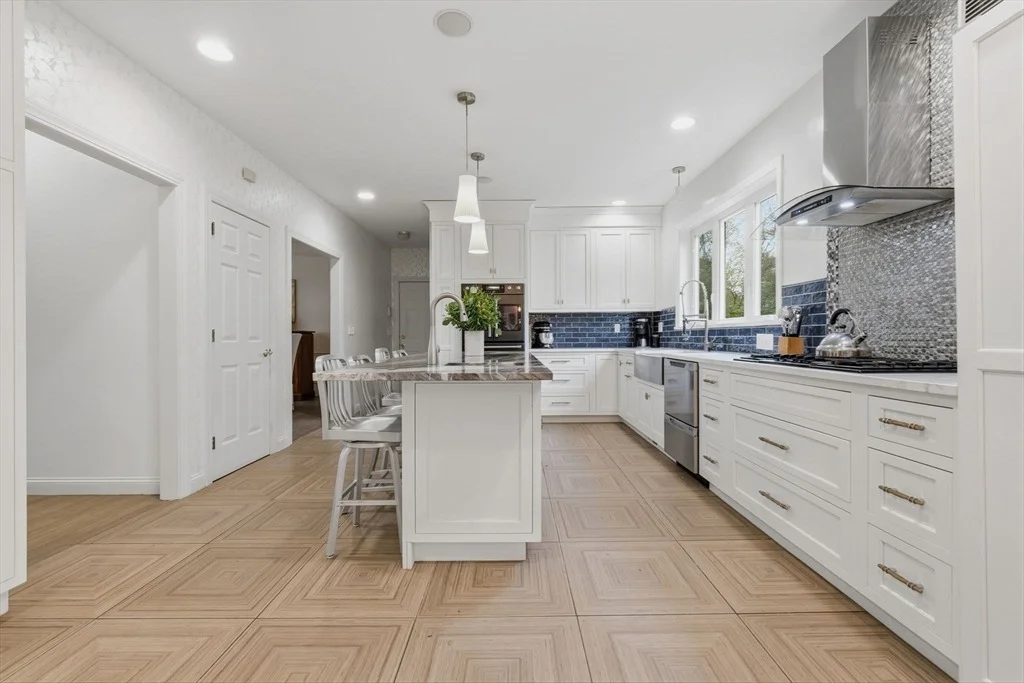 Photo of 10 Bartlett Drive