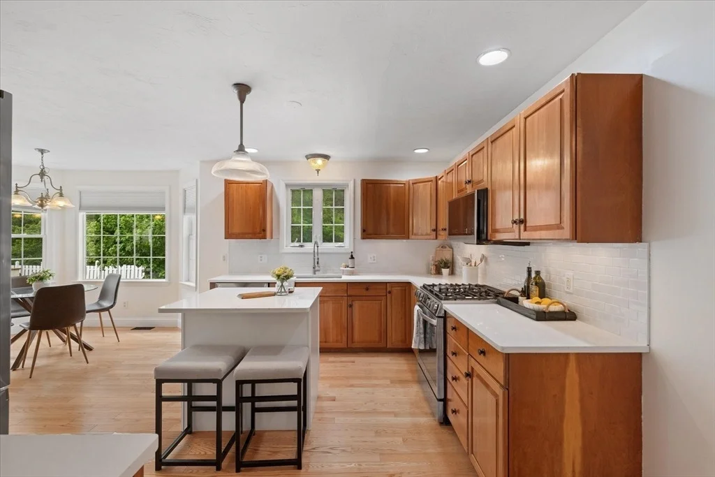 Photo of 8 Cardinal Cir
