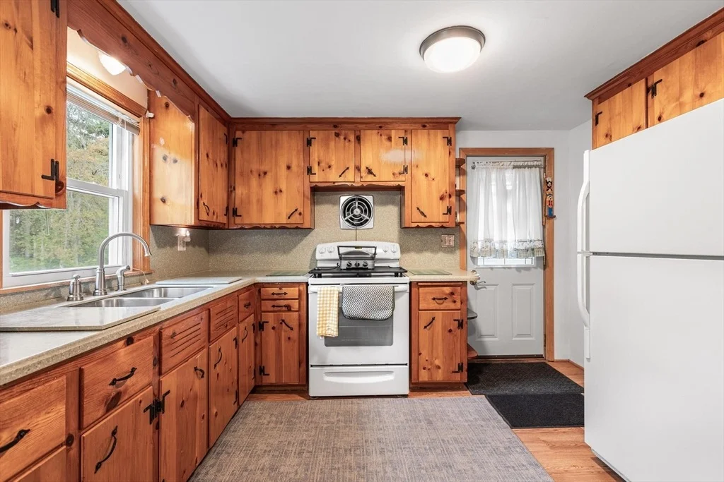 Photo of 44 Batchelder Road