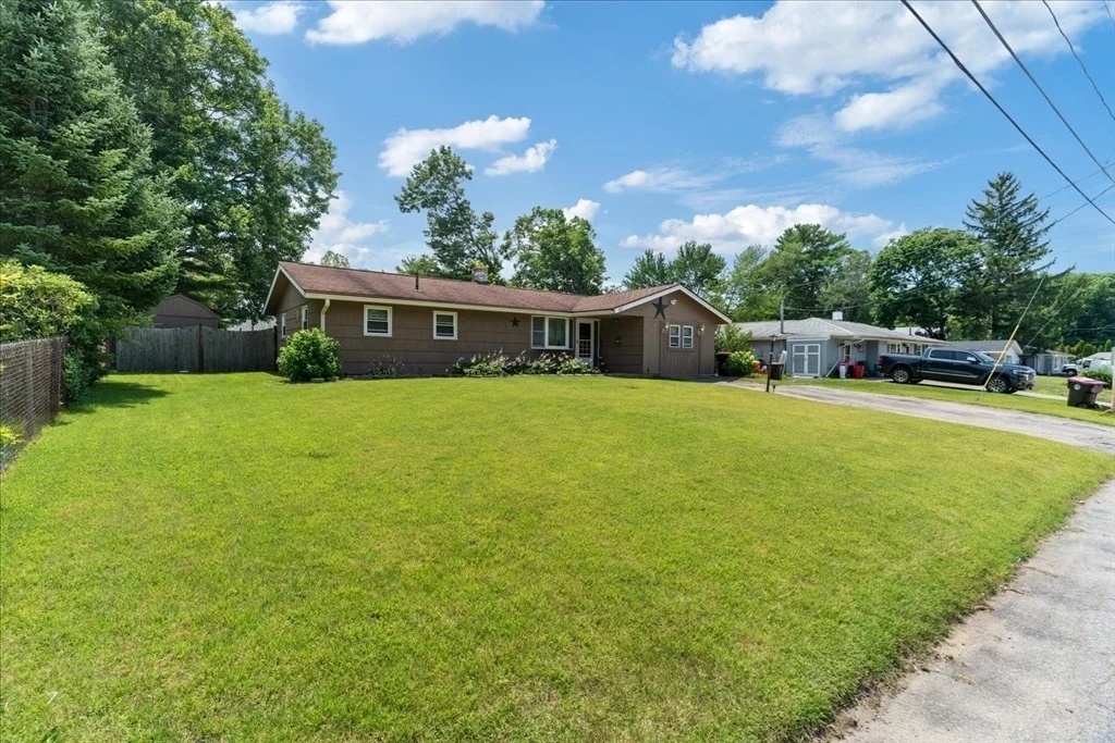 Photo of 31 Stephen Dr