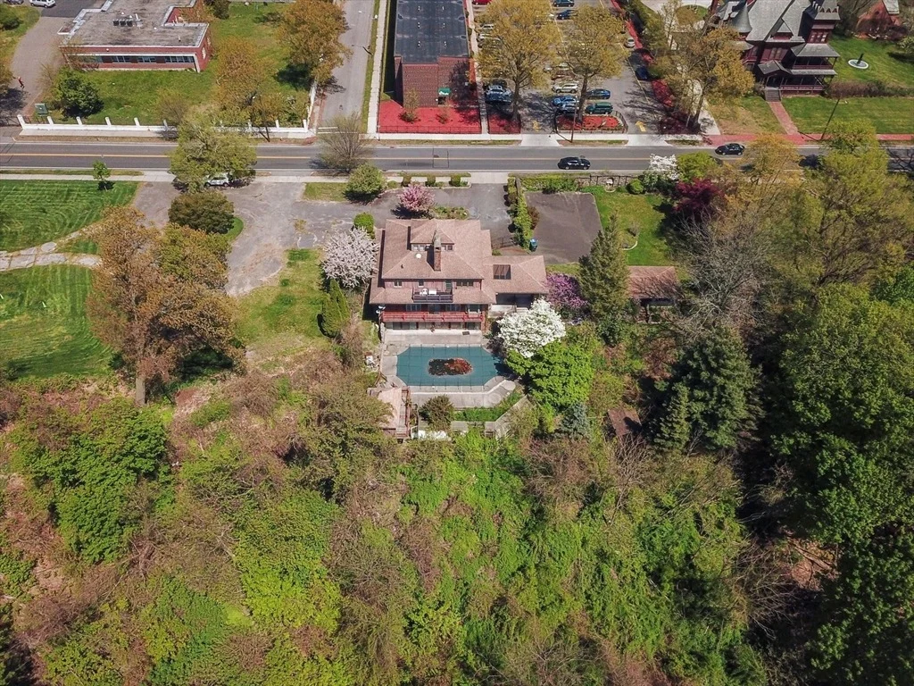 Photo of 308 Maple St