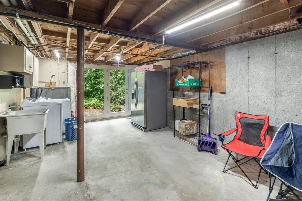 Photo of 9 Colonial Rd