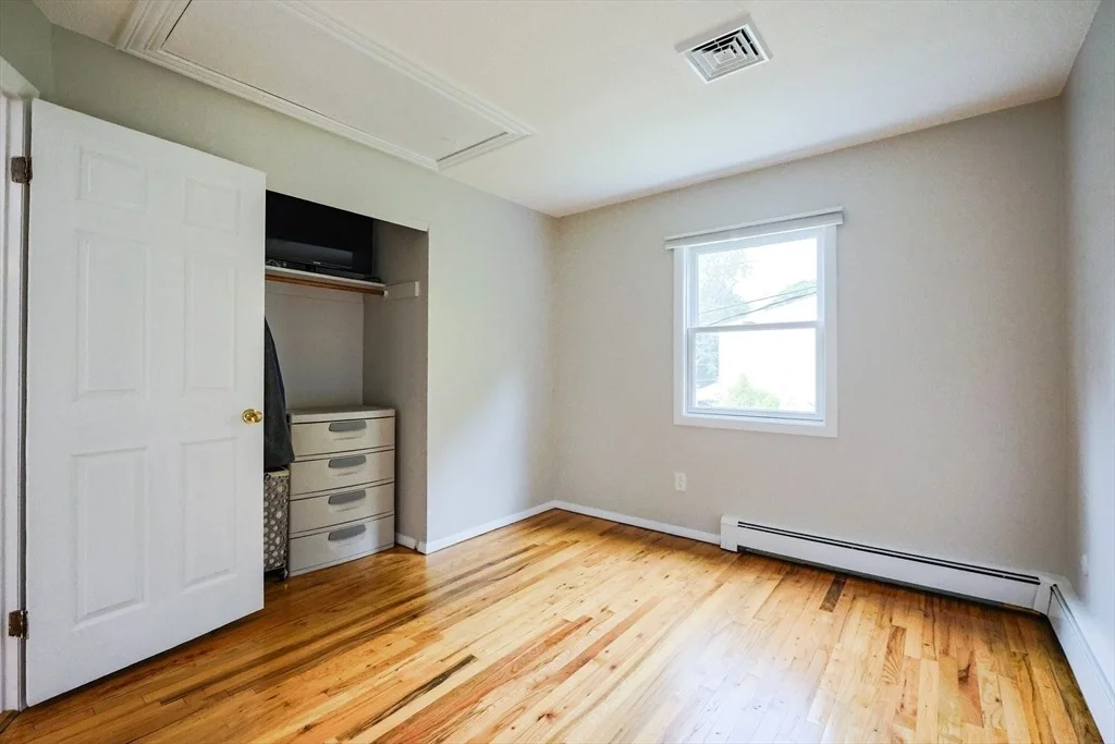 Photo of 65 Wingate Rd