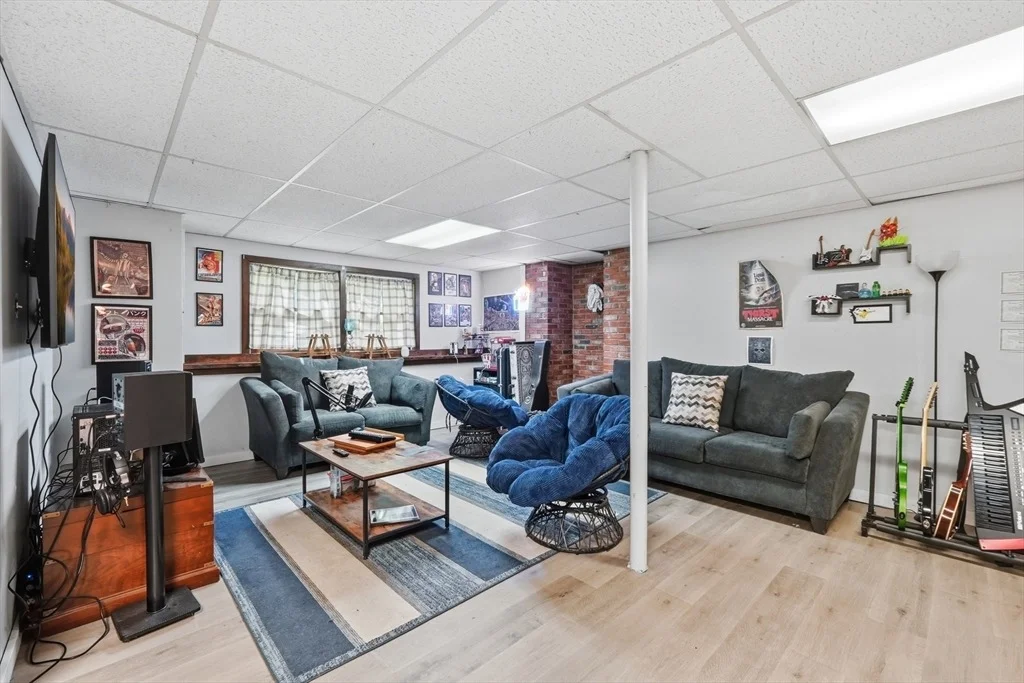 Photo of 87 Allen Road