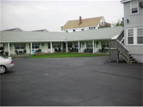 Photo of Unit 2 at 359 Ocean Blvd