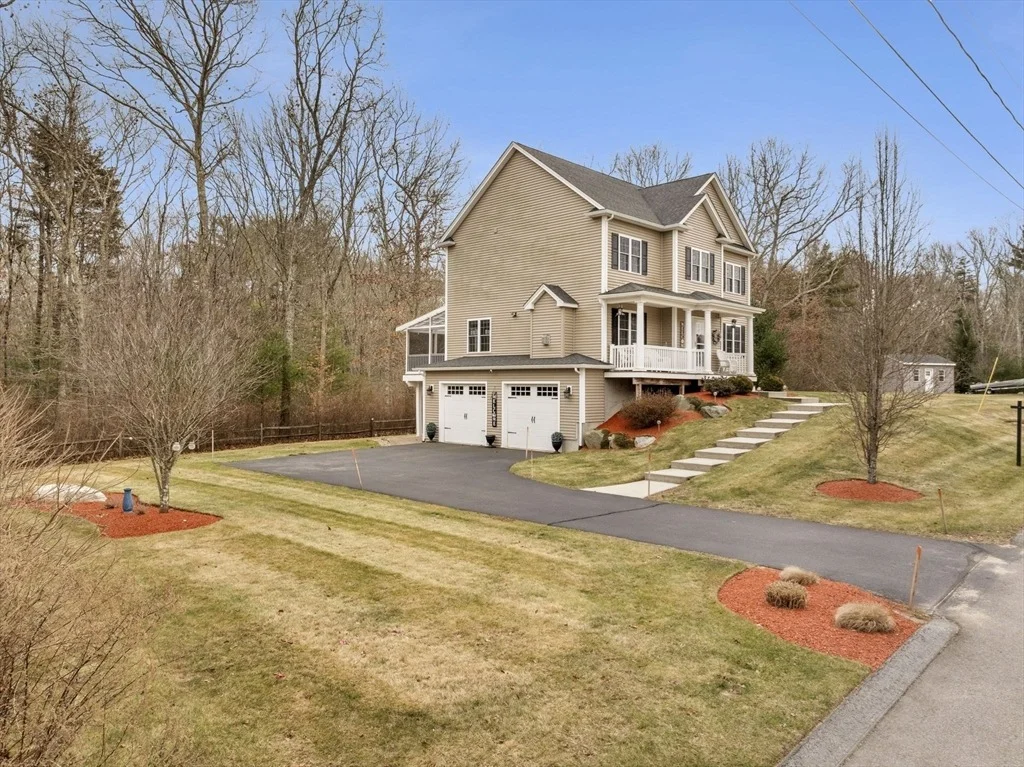 Photo of 60 Avalon Dr