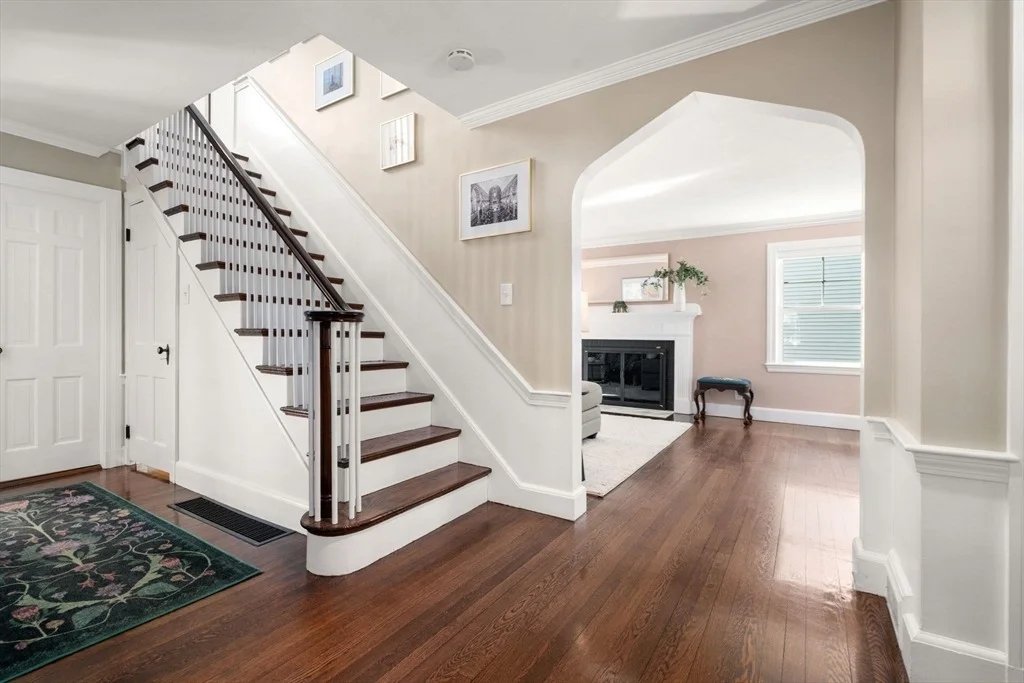 Photo of 52 Beaufort Ave