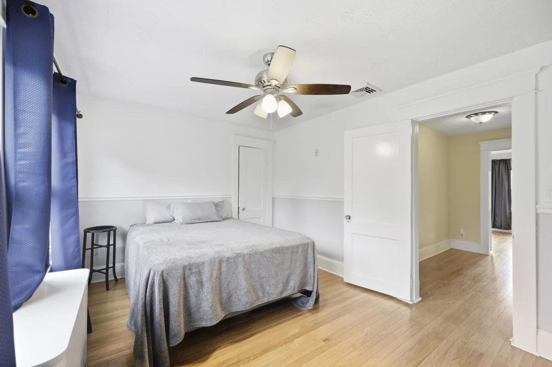 Photo of 154 Ely Ave