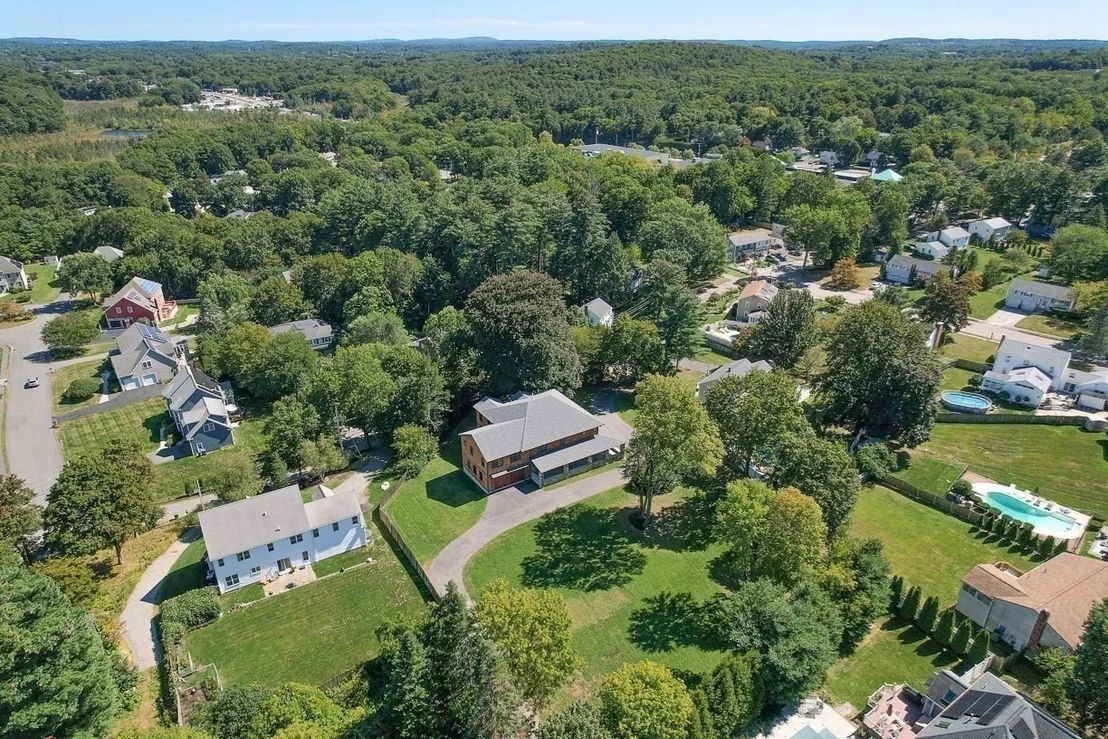 Photo of 20 Wheeler Ln