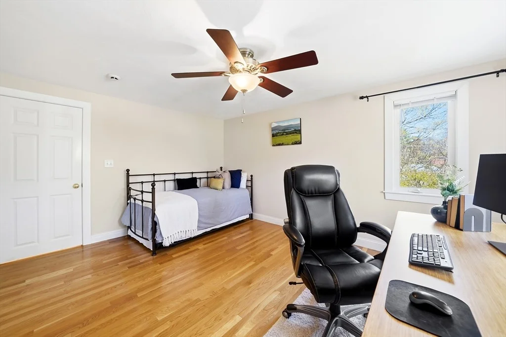 Photo of 98 Blossomcrest Rd