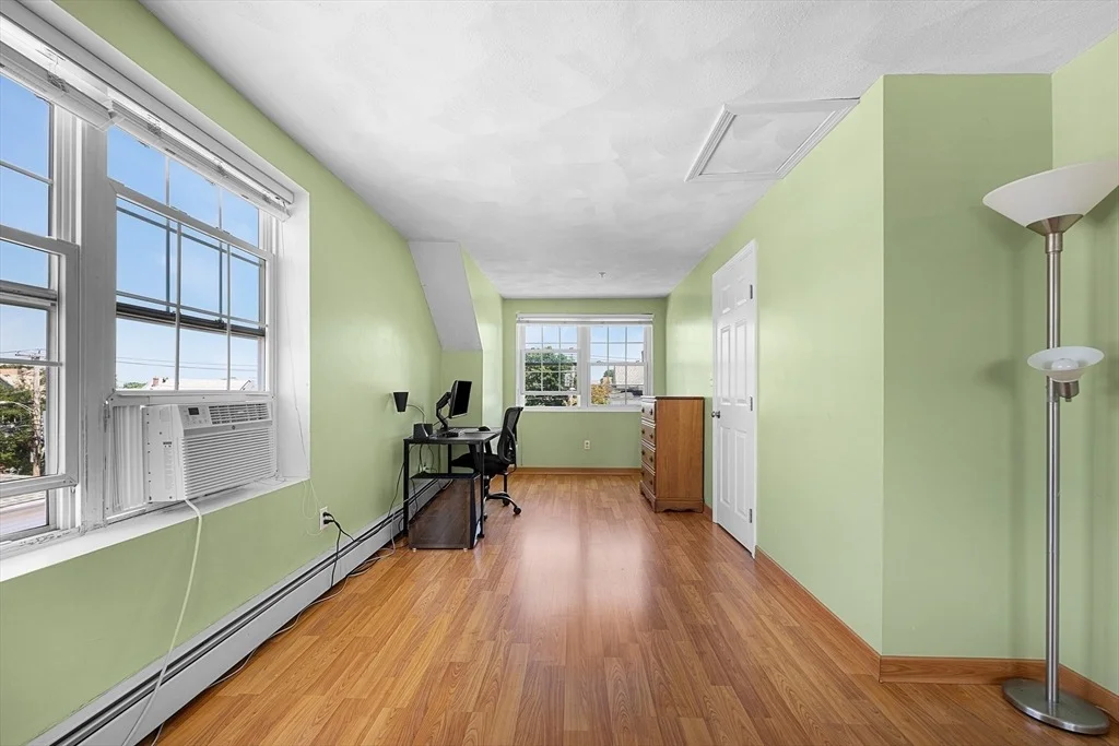 Photo of Unit F at 184 Hancock St