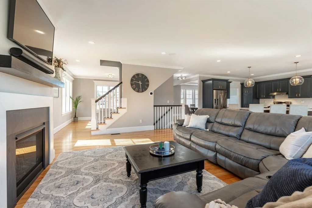 Photo of 10 Rochambeau Ave