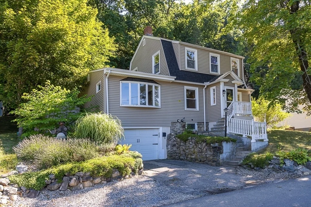 Photo of 24 Belvidere Rd