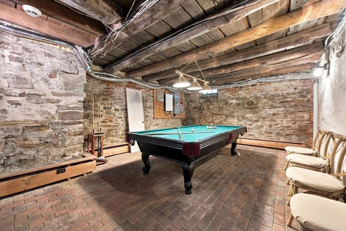 Photo of 304 Warren Rd