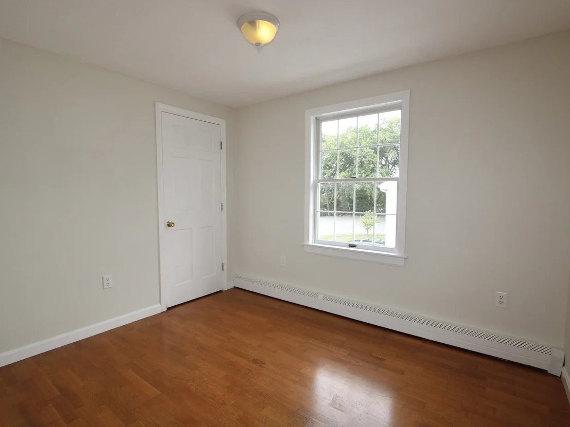 Photo of 1 Cricket Ln