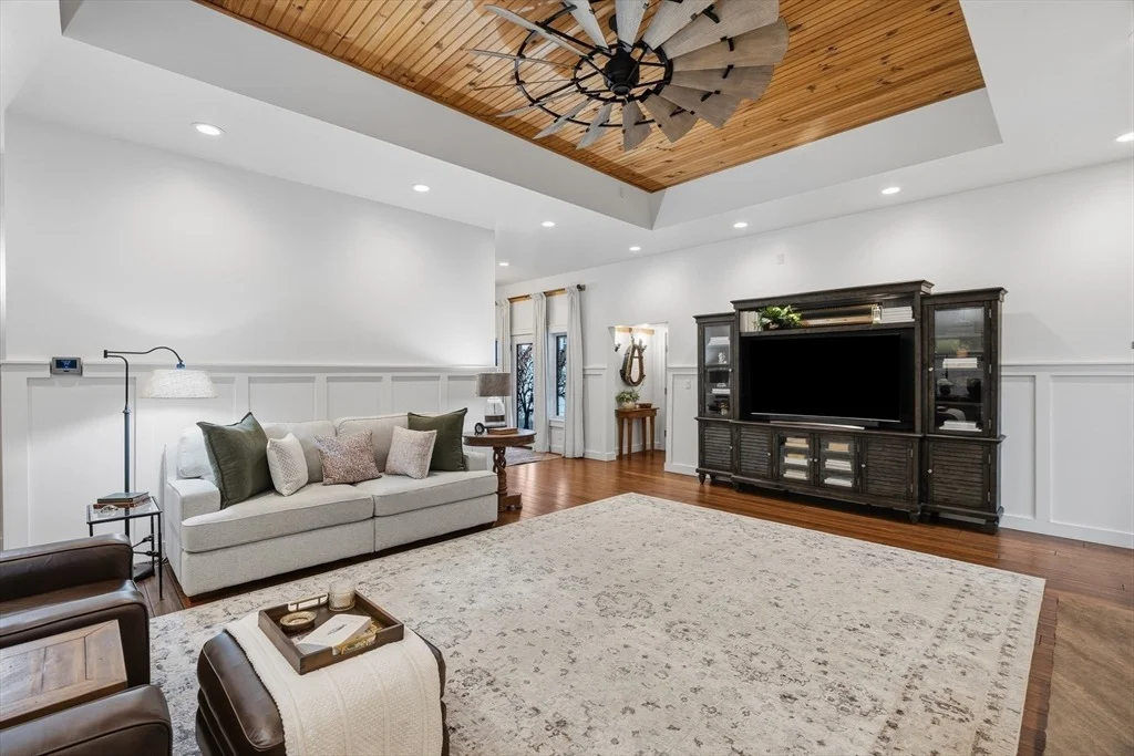 Photo of 158 Pinecrest Rd