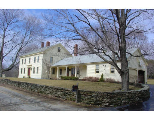 Photo of 45 Champeaux Rd