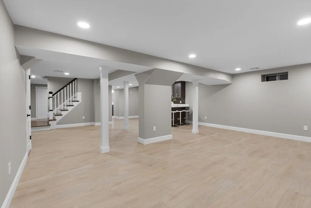 Photo of 12 Brookside Ln