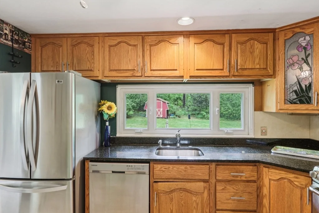 Photo of 51 Barton Dr
