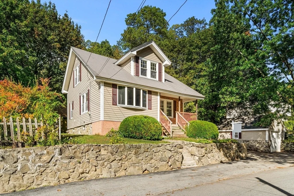 Photo of 14 Turner Ave