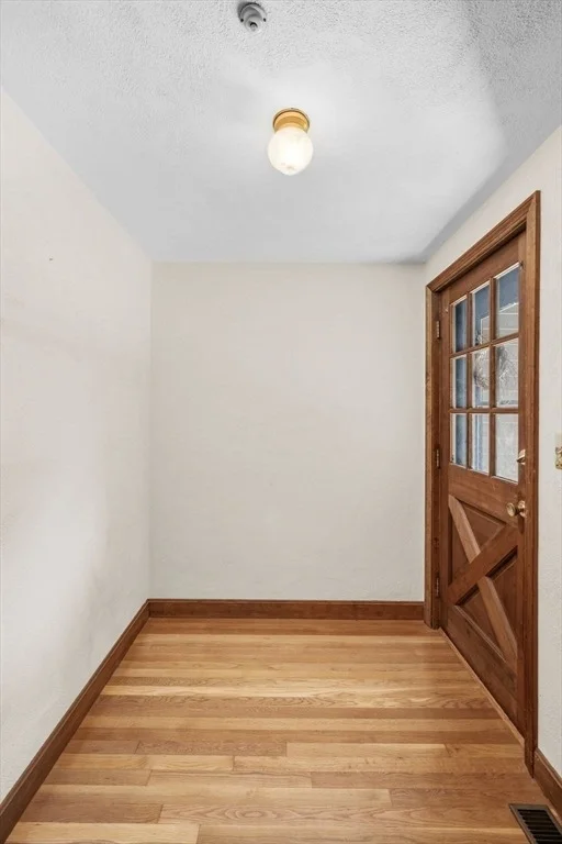 Photo of 17 Kernwood Heights