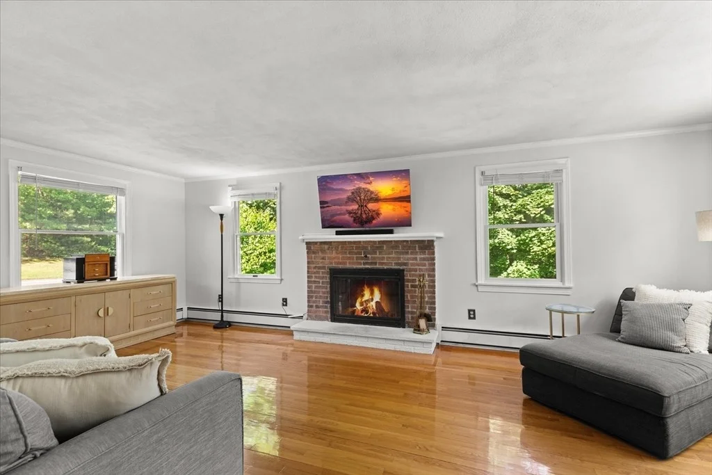 Photo of 65 May St