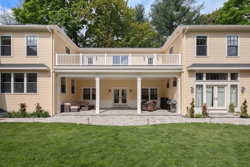 Photo of 4 Lawrence St