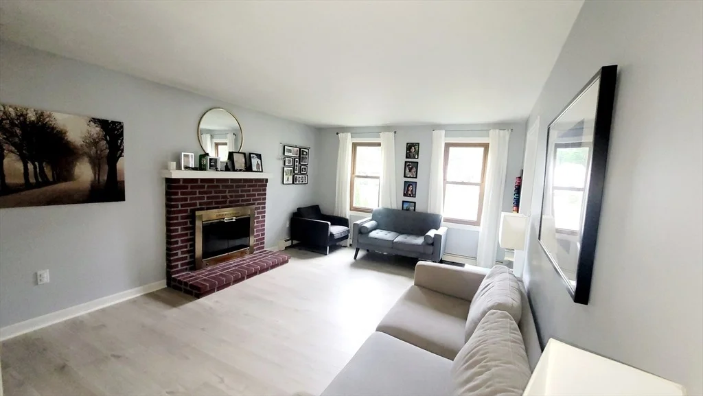 Photo of 3 Evans Cir