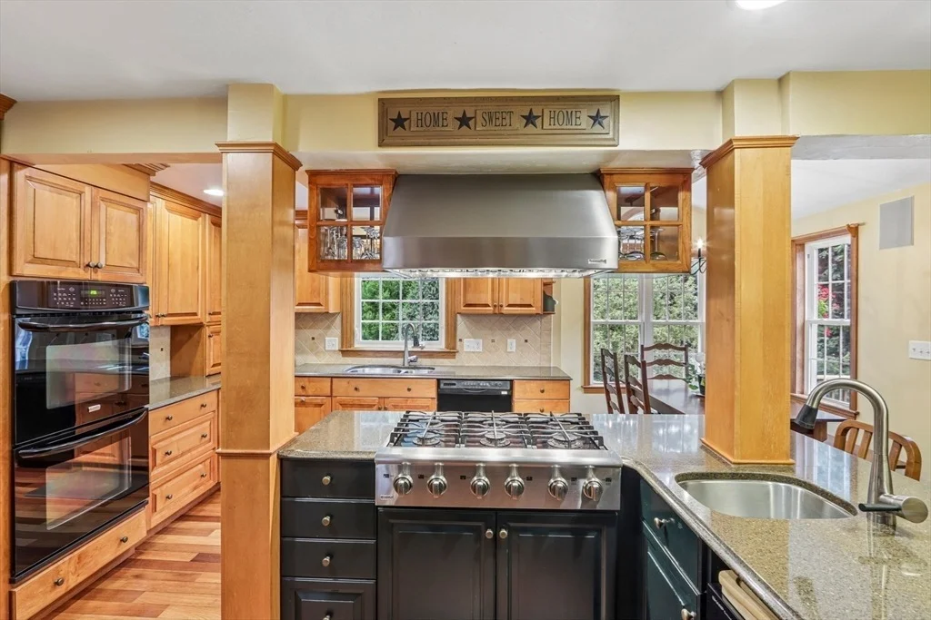 Photo of 59 Oxford Dr