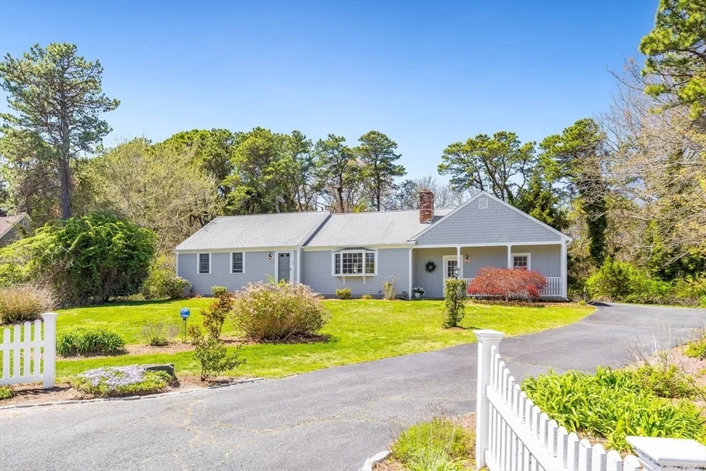 Photo of 40 Marshview Circle
