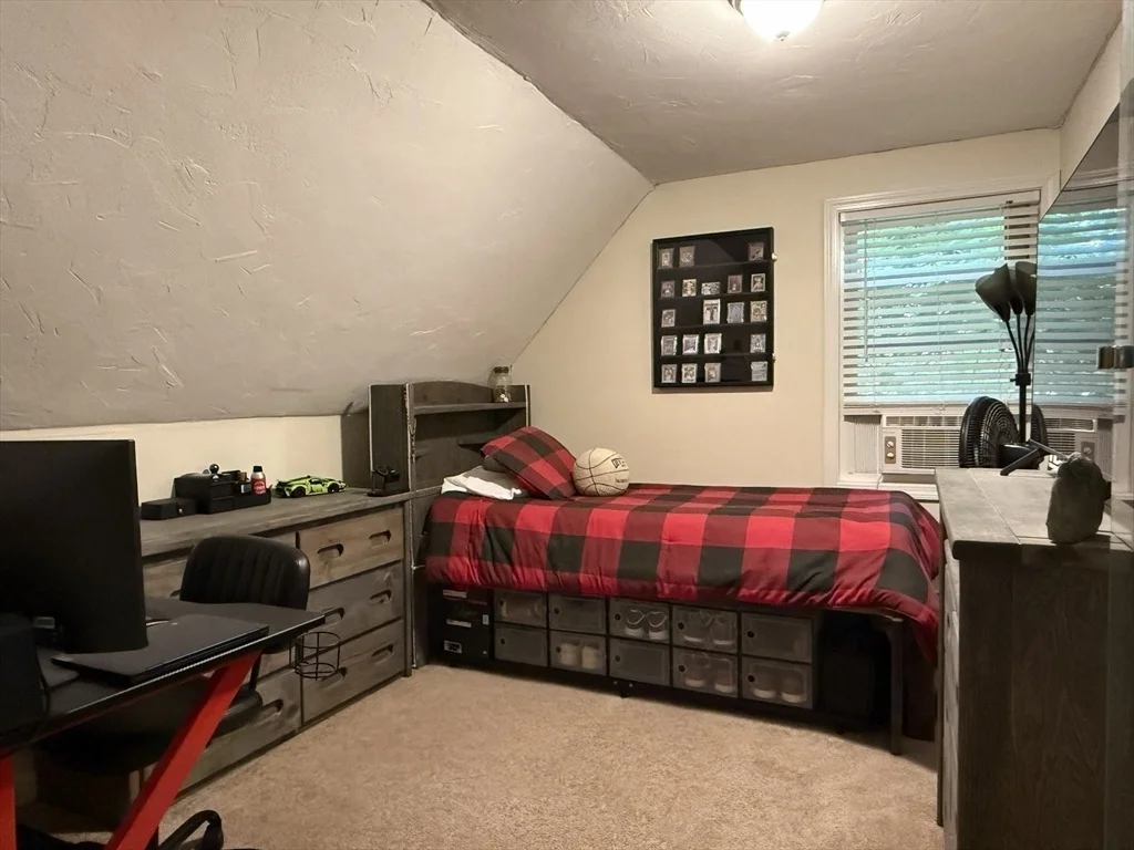 Photo of 98 Indian Run Rd