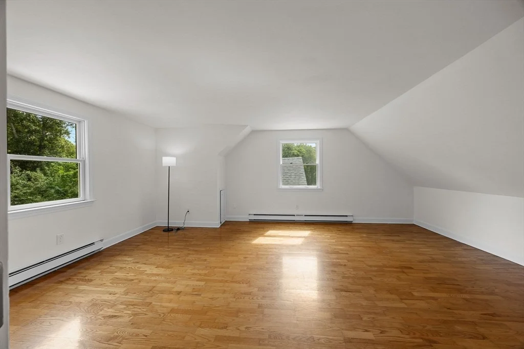 Photo of 7 Horseshoe Cir